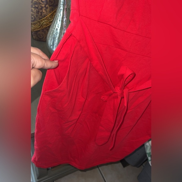 Red Dress - Picture 2 of 7